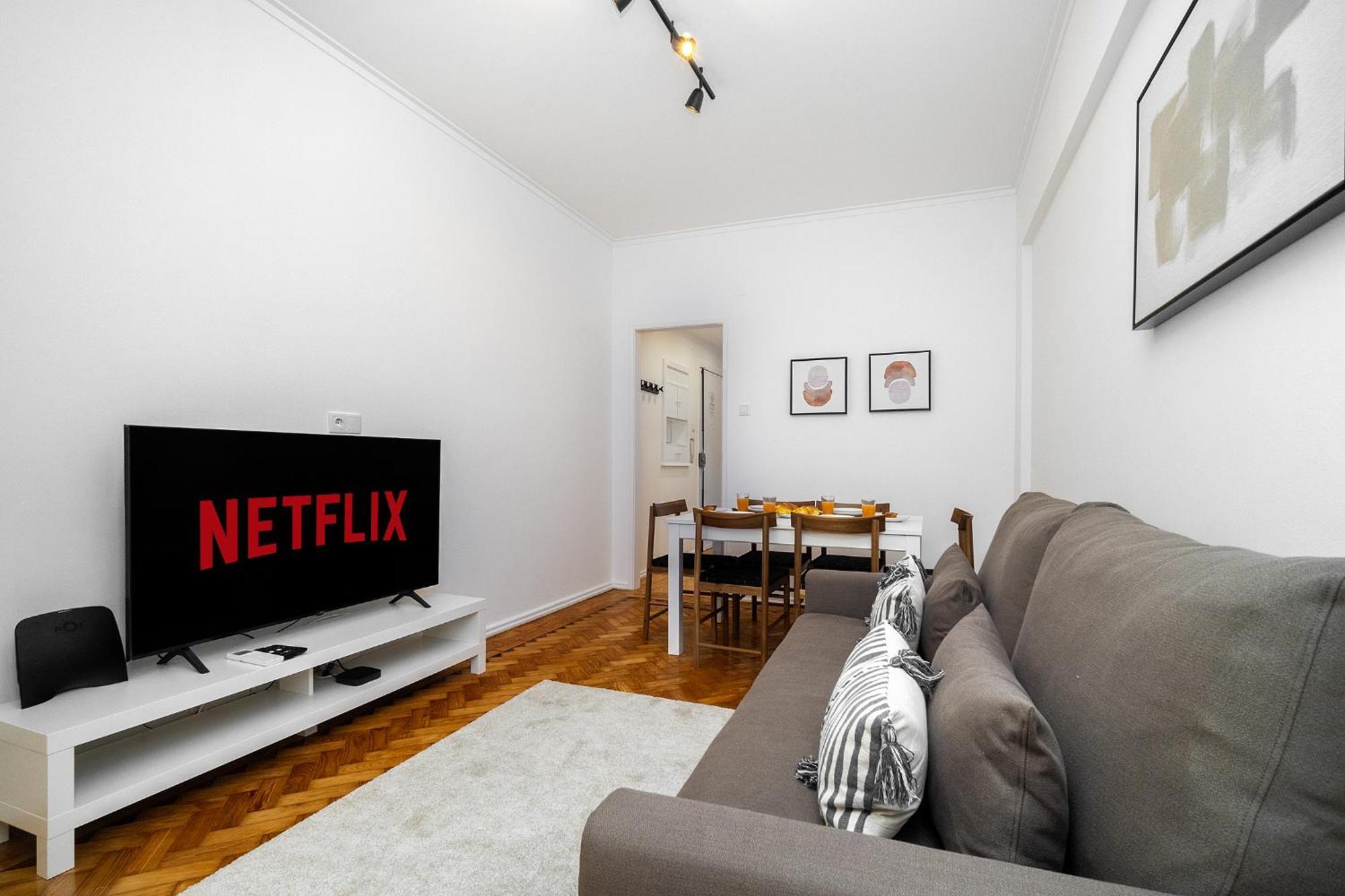Whome Peaceful Alges Family Home Away From City Noise Exterior photo